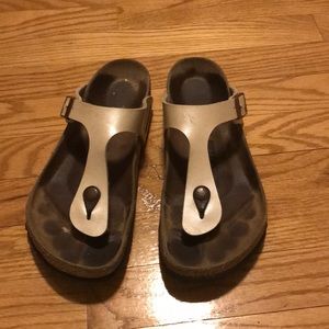 Gizeh pearl white birkenstocks